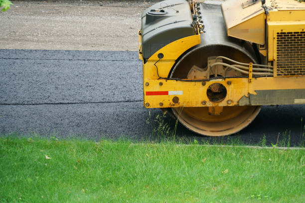 Why Choose Us For All Your Driveway Paving Needs in Grant, MI?